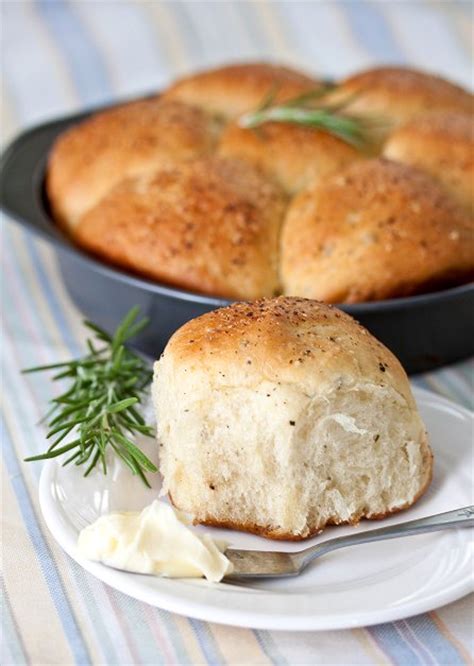 Rosemary Black Pepper Dinner Rolls Tide And Thyme