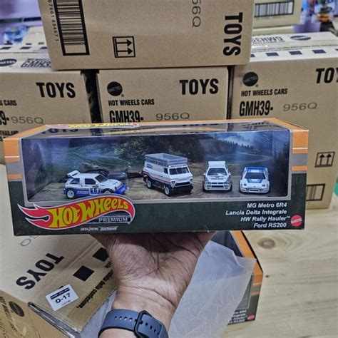 Hot Wheels Premium Garage Box Mg Metro R Lancia Delta Integrale Hw Rally Hauler Ford Rs