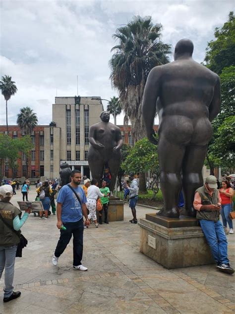 Plaza Botero Medell N Colombia