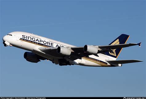 V Skp Singapore Airlines Airbus A Photo By Mark Empson