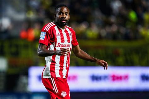 C Dric Bakambu A Officiellement Rompu Son Contrat Avec Al Nasr