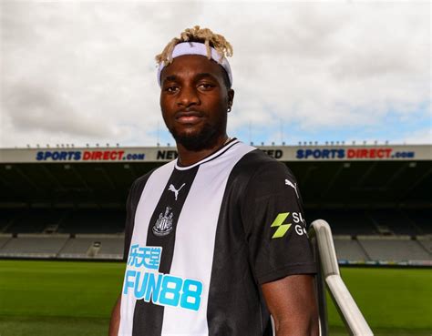 El Newcastle Ficha A Saint Maximin