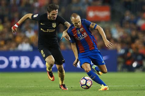 Barcellona Iniesta Voglio Chiudere La Carriera Con La Maglia Blaugrana