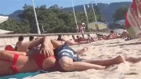 Horny Couple Having Sex On Crowded Public Beach Scrolller