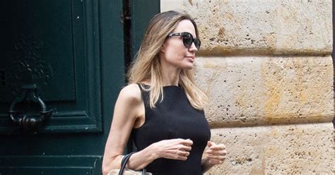 Angelina Jolie Trades In Her Stilettos For The It Girl Ballet Flats Leurr
