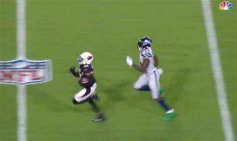 DK Metcalf showed off insane speed chasing down Budda Baker on interception