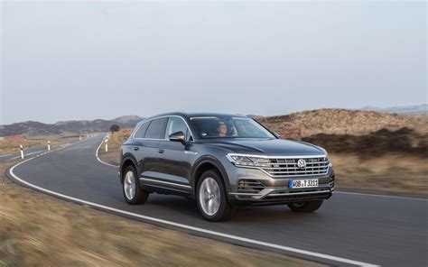 Volkswagen Touareg V8 TDI 2020 SUV Drive