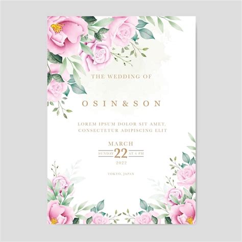 Una invitación de boda con flores y hojas rosas Vector Premium