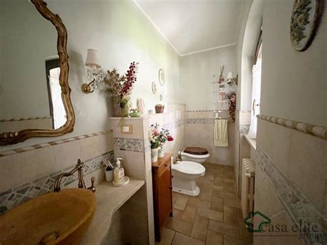 SPLENDIDA VILLA BIFAMILIARE NEL CUORE DI MELEGNANO ImmobiliareCasaElite