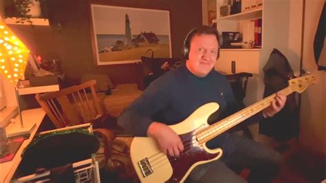 Slade Merry Xmas Everybody Bass Cover Youtube