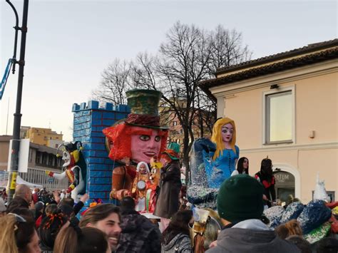 UNA GRANDE FESTA A FROSINONE PER IL CARNEVALE