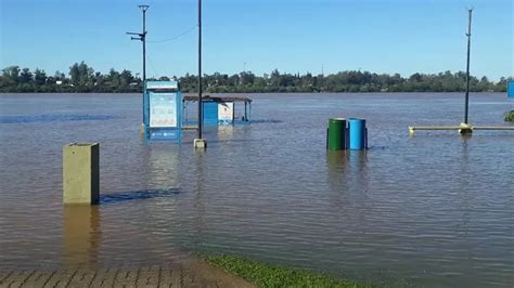 Inundaciones En Concordia M S De Evacuados Por La Crecida Del R O