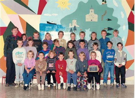 Photo De Classe Photo De Classe De CM1 De 1992 ECOLE PRIMAIRE