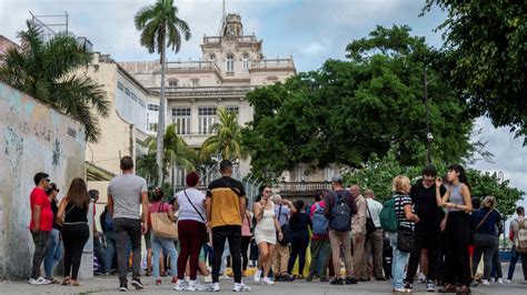 Record Breaking Exodus Of Cubans Accelerates Due To Economic