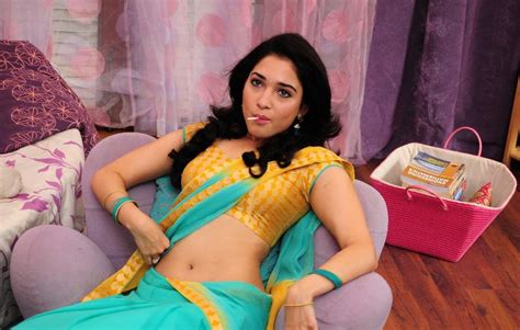KOLLYWOOD MIRCHI Tamanna Hot Navel Show Stills Badrinath HQ