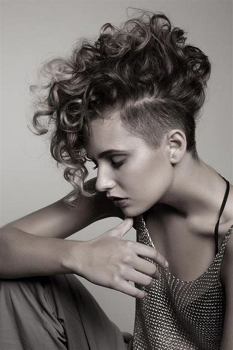 17 Edgy Undercut Women Hairstyle For Badass Women