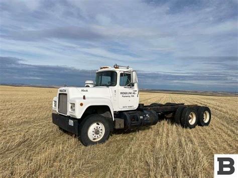 1981 Mack R686st Truck Booker Auction Company