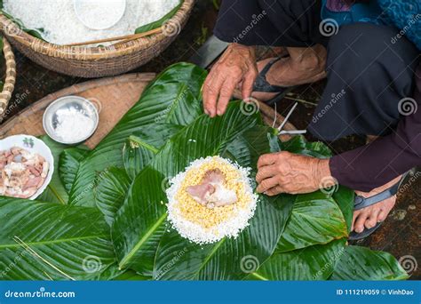 Making Wrapping Chung Cake The Vietnamese Lunar New Year Tet Food