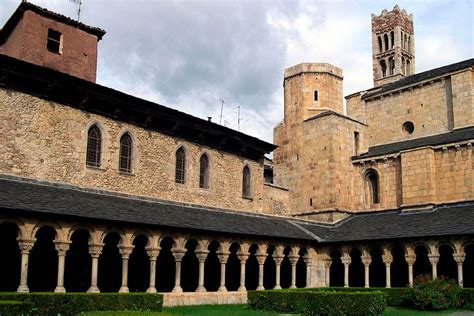 Santa Maria De La Seu D Urgell Monasterios