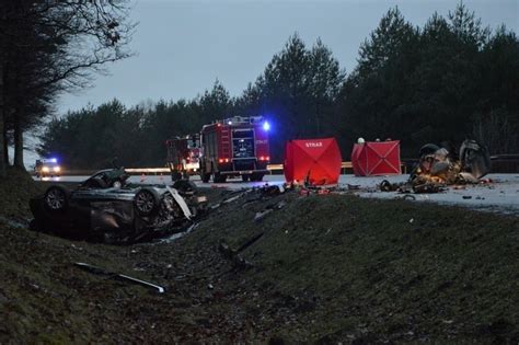 Leśnice kolejny wypadek na DK6 Dwie ofiary śmiertelne 02 01 2022