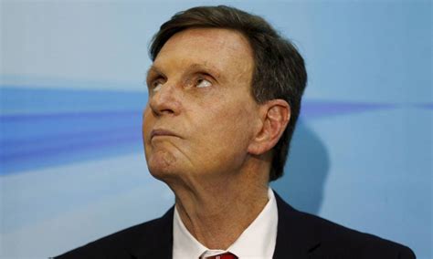 Crivella analisará emendas ao projeto de mudanças no IPTU para decidir