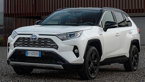 Toyota RAV4 Hybrid İnceleme Yorum ve Fiyat Listesi Arabazzi