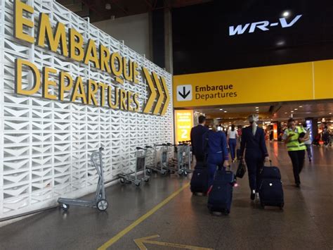 Aeroporto De Guarulhos Tem Recorde De Movimento De Passageiros Em