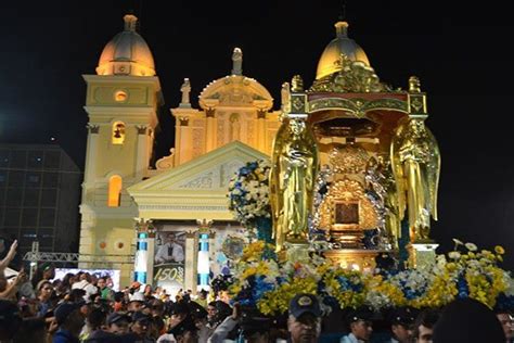 En la Bajada de La Chinita monseñor Azuaje pidió trabajar por el bien