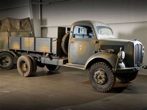 1939 Borgward B3000S O The National Military History Center RM