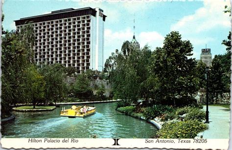 Continental Size Postcard Hilton Palacio DEL RIO At SAN Antonio Texas