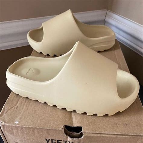 Chinelo Slide Nuvem Adidas Yeezy Kanye West Feminino Masculino