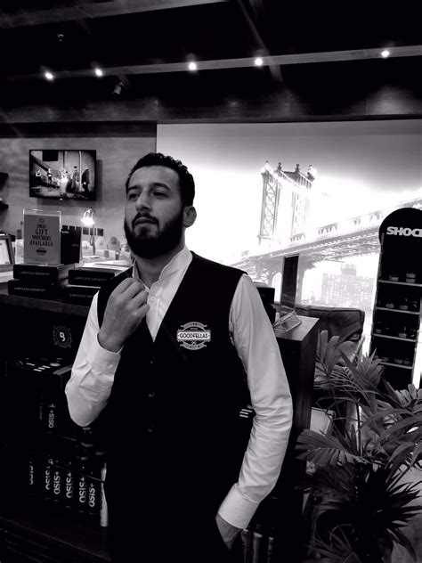 Barbershop blogs explain why these hairstyles cut for man are popular 22