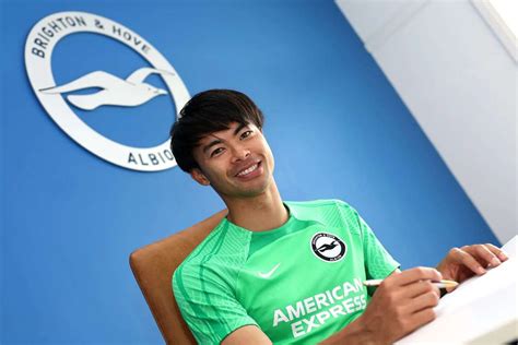 Japan Star Kaoru Mitoma Signs New Long Term Brighton Contract Until