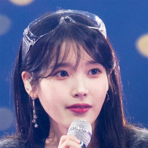 Blip 감성 있는 아이유 사진 모음