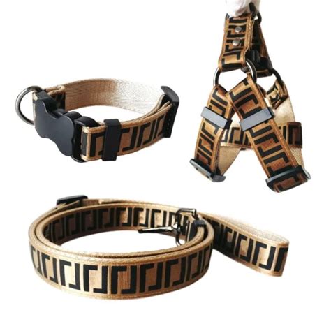 Luxury Dog Collars Leashes Set Designer Dog Leash Seat Belts Pet Collar