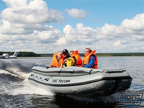 Лодка ПВХ Фрегат M 480 FM JET. Продажа и доставка надувных лодок Фрегат ...