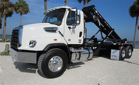 2025 Freightliner 114SD 60 000 Lb Pac Mac Roll Off Truck Tampa FL 57976217