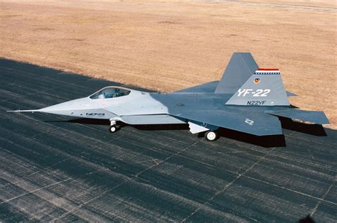 Lockheed Boeing General Dynamics YF 22