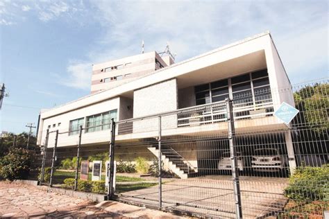 Residência histórica em Goiânia é referência de arquitetura modernista