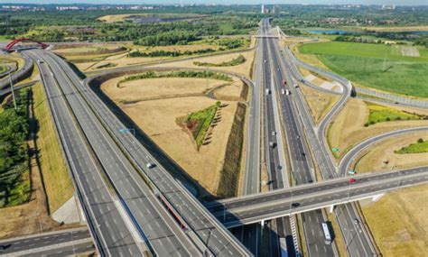 Najdłuższa autostrada w Polsce polskie drogi częściowo ukończone