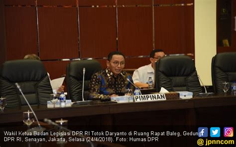 DPR Dorong Penguatan BUMN Melalui Revisi UU