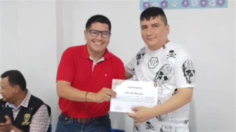 Internos Del Penal De Chiclayo Presentan Producción Literaria En Taller