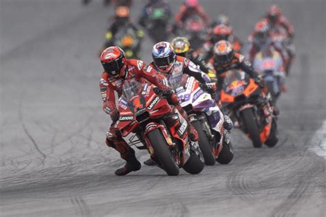 Motogp Le Prove Libere Del Gp Valencia In Diretta Orari E Dove