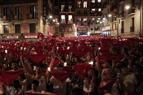 El Pobre De M Dice Adi S En Pamplona A Las Mejores Fiestas Del Mundo