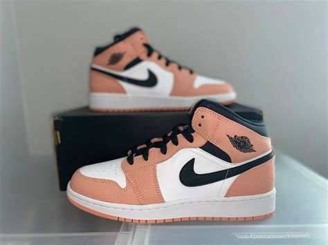 Jordan 1 Mid Pink Quartz GS For Sale - Kicks Collector