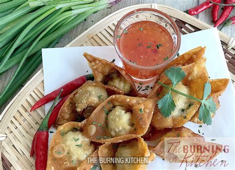 Crispy Wonton With Thai Sweet Chilli Sauce The Burning Kitchen