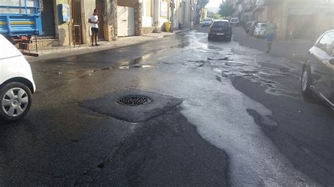 Reggio Calabria Perdita D Acqua In Via Casa Savoia A Gallico Foto