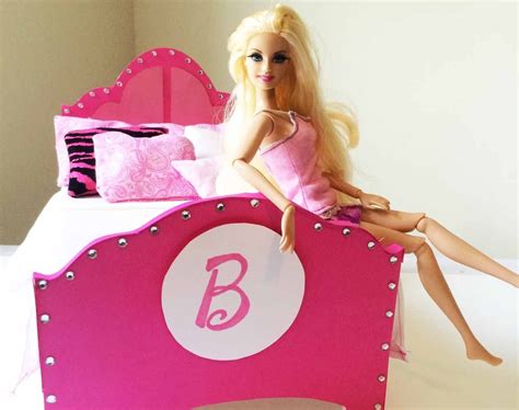 How To Make A Barbie Doll Bed Tutorial Barbie Barbie Diy Diy