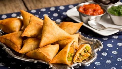 Watch Samosa Gets A Makeover With 6 Unique Crispy And Spicy Samosa