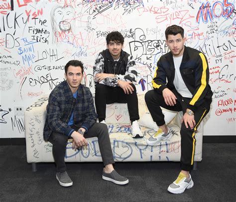 Sexy Jonas Brothers Pictures Popsugar Celebrity Photo 32